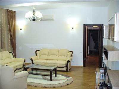 Pajura | Apartament 3 camere | semidecomandat | 90mp | B7263